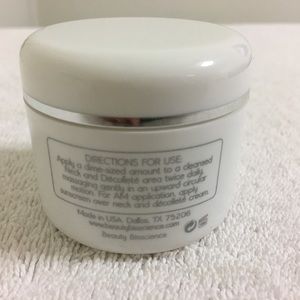 Beauty Bioscience Makeup - Beauty Bioscience Neck & Décolleté Cream Phase 2 Beauty Bioscience Makeup - Beauty Bioscience Neck & Décolleté Cream Phase 2